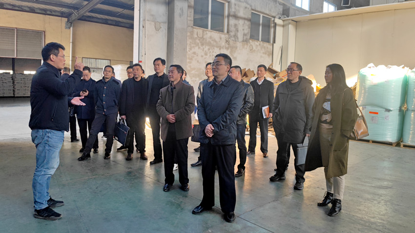 市人大常委会开展2021年环境状况和环境保护目标完成情况专题调研.jpg