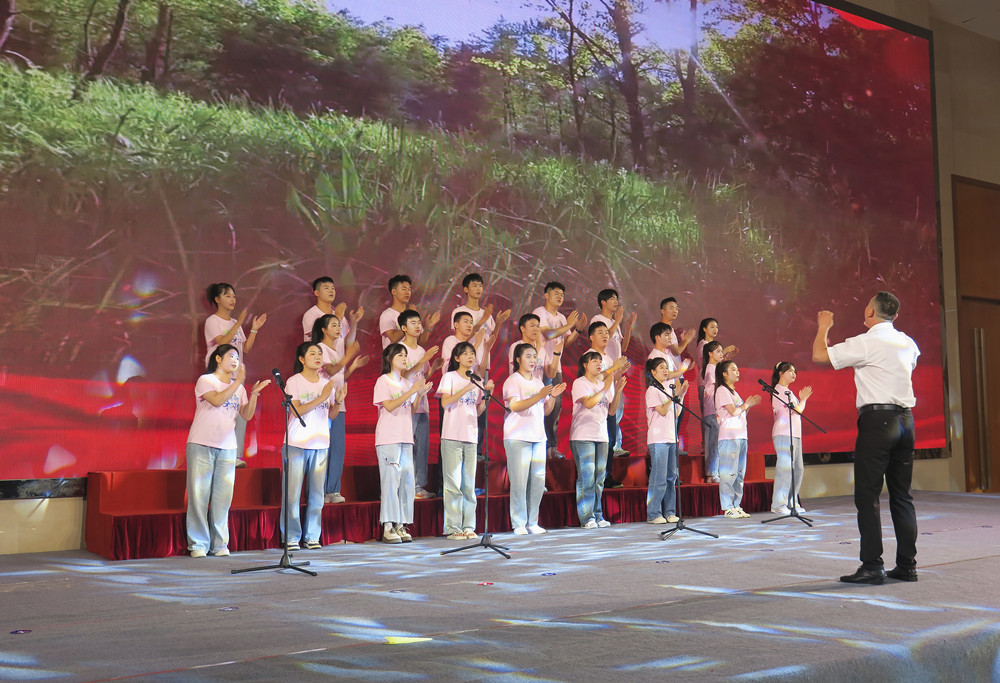 6合唱《我们都是追梦人.jpg