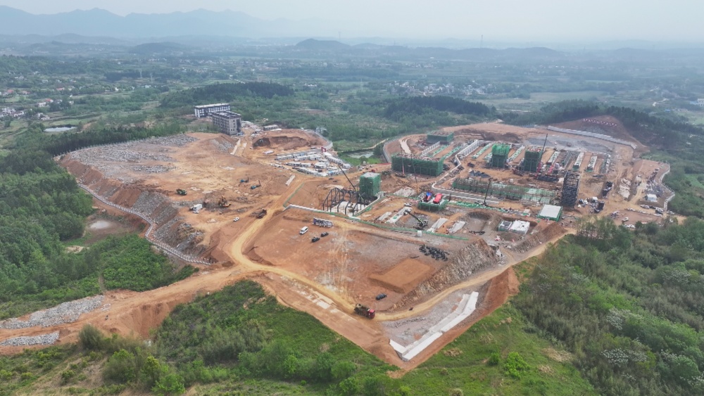 图为桐城枫香岭矿山项目.jpg